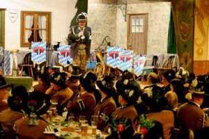 Hauptmann GSK Valley beim Patenbitten